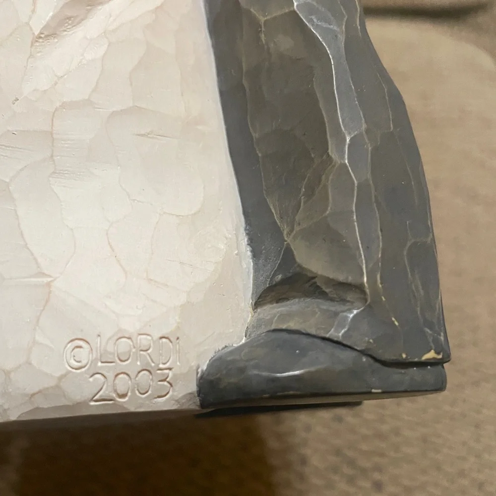 2003 “Promise” Romantic Embrace Sculpture by Willow Tree Marked Lordi 9” Tall - Picture 13 of 14